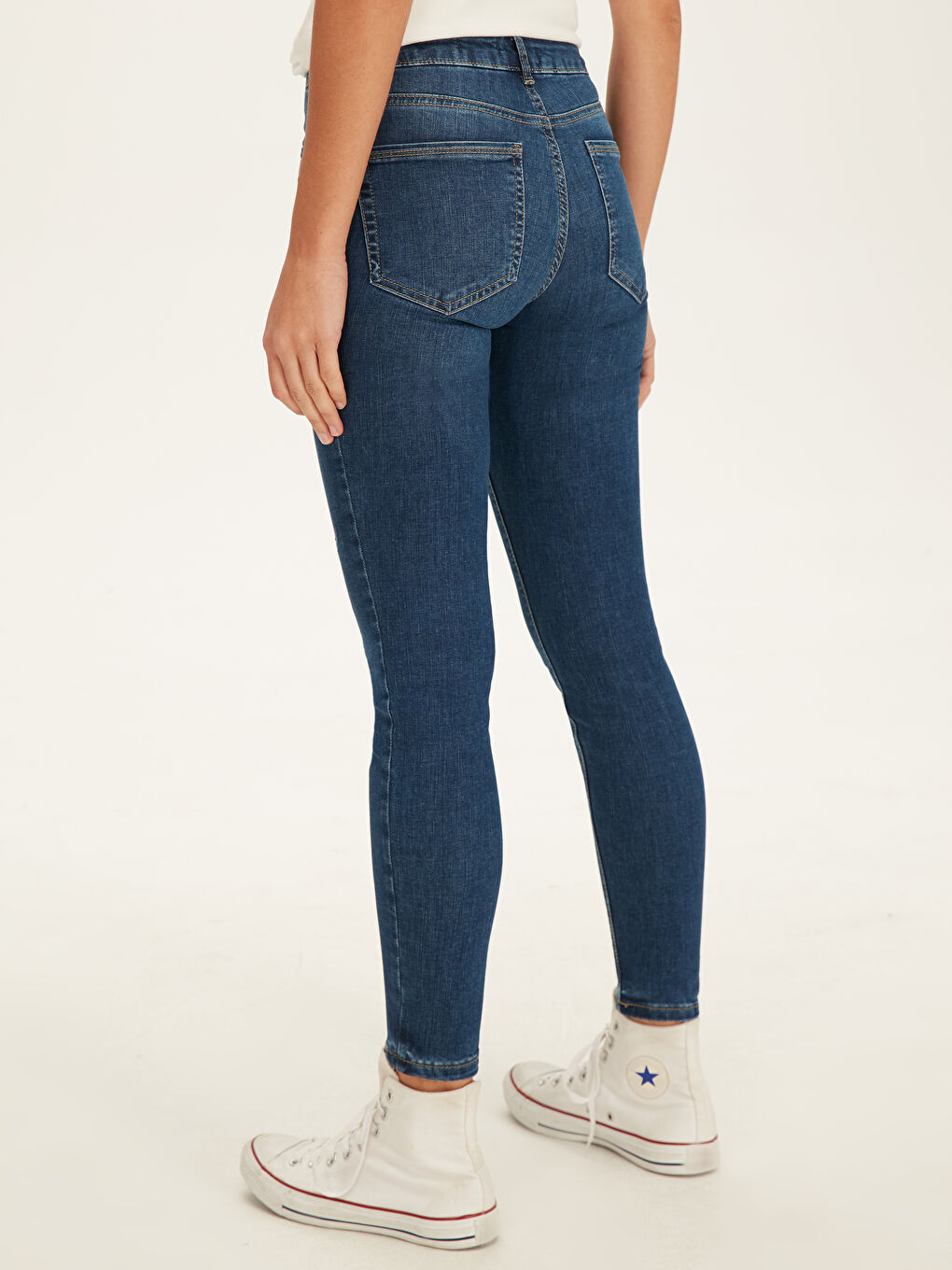 Женские узкие джинсы-2