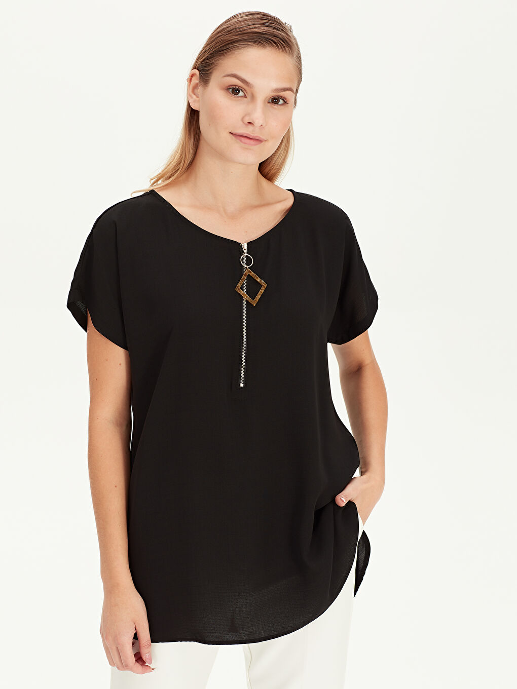 Woman BLACK Blouse