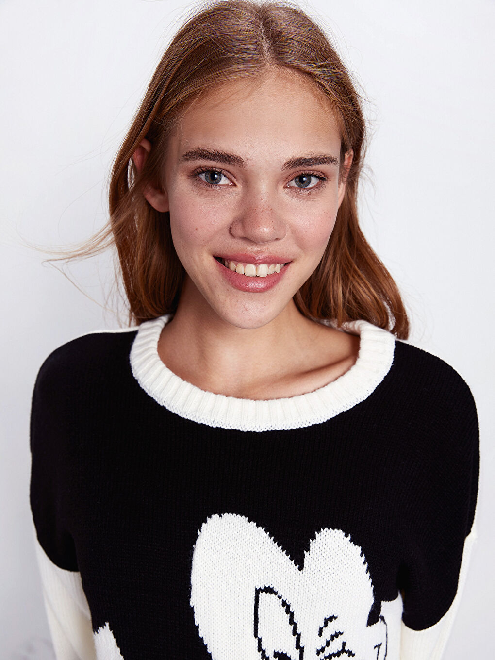 Beyaz Bisiklet Yaka Uzun Kollu Kadın Kazak-2