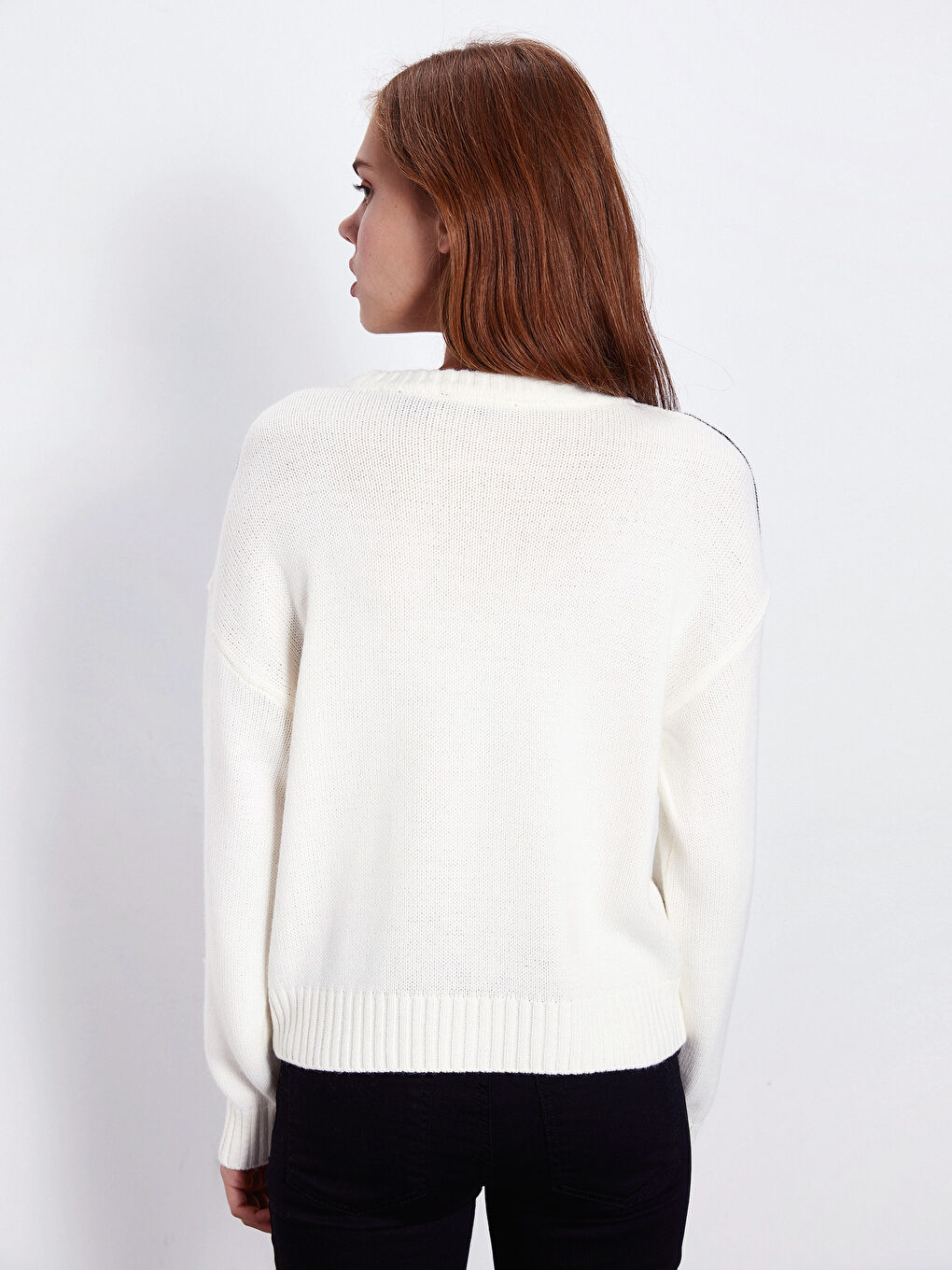 Beyaz Bisiklet Yaka Uzun Kollu Kadın Kazak-3