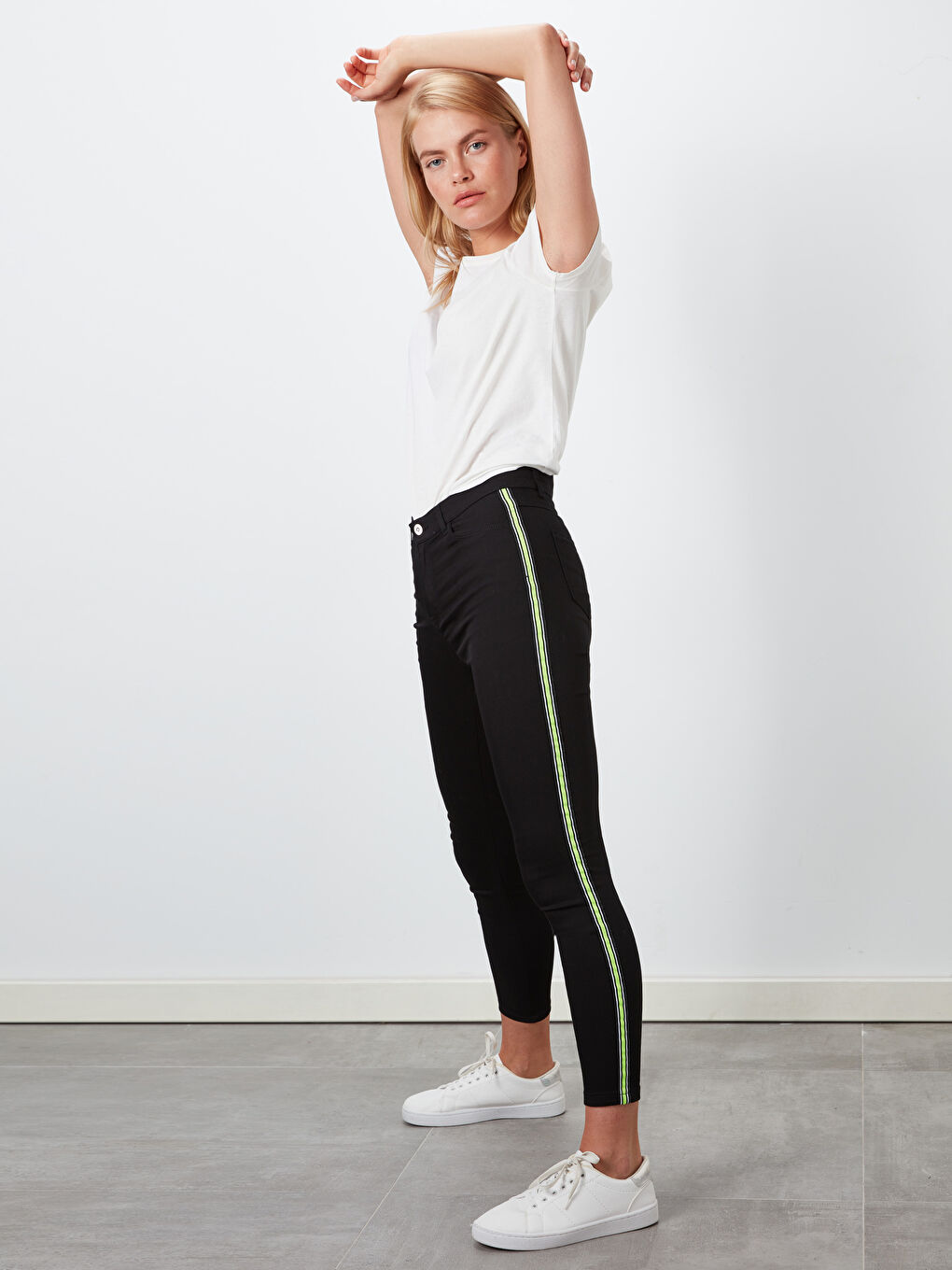 Extra Slim Fit Gabardine Women's Trousers