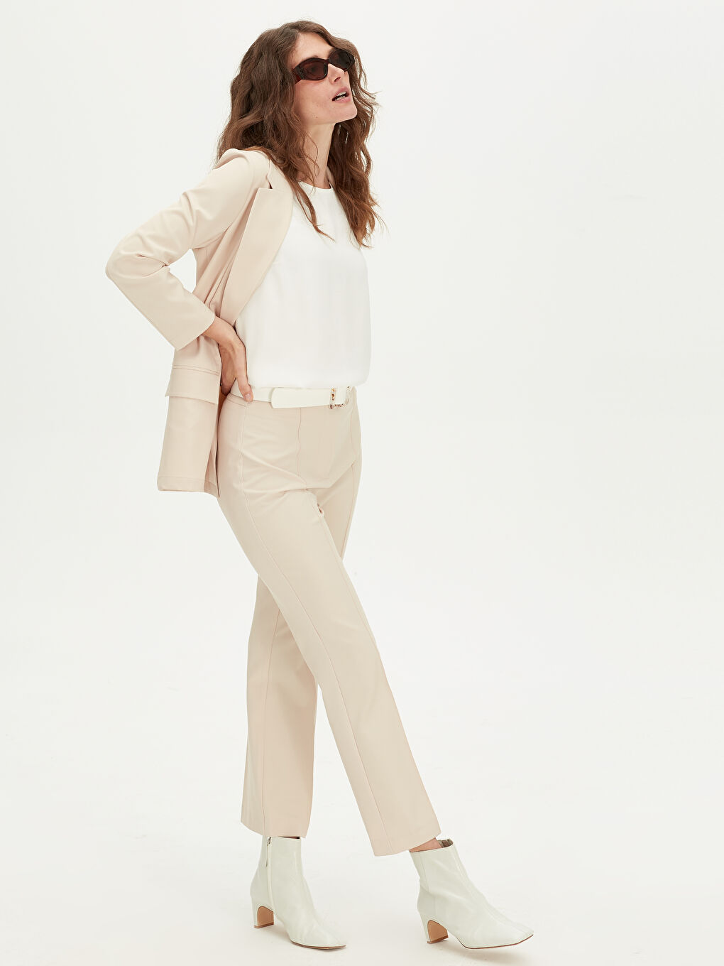 Woman BEIGE Trousers