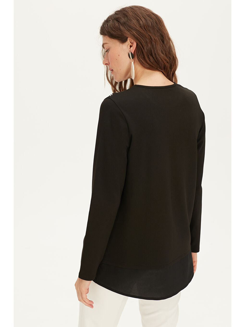 Siyah Bisiklet Yaka Uzun Kollu Kadın Tişört-2