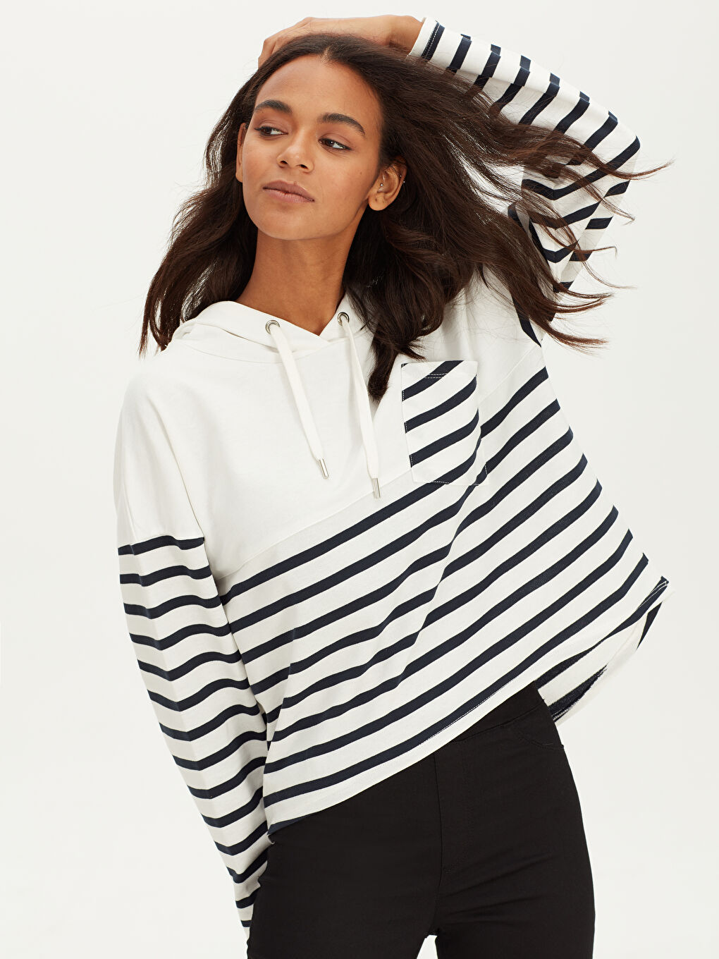 Gri Çizgili Kapüşonlu Uzun Kollu Kadın Sweatshirt