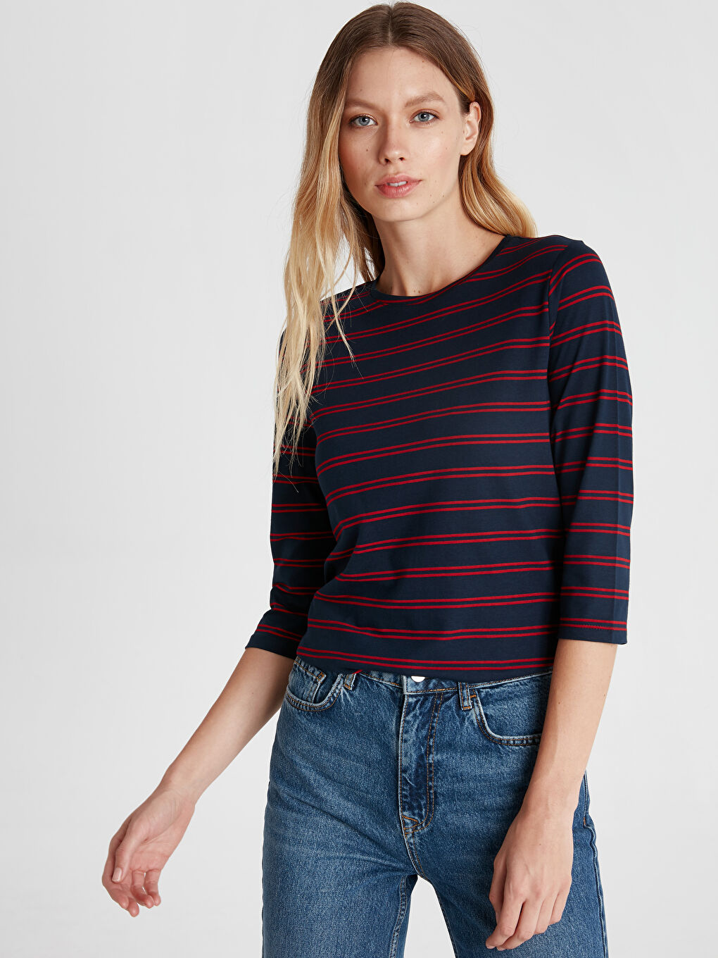 Kırmızı Bisiklet Yaka Kadın Tişört