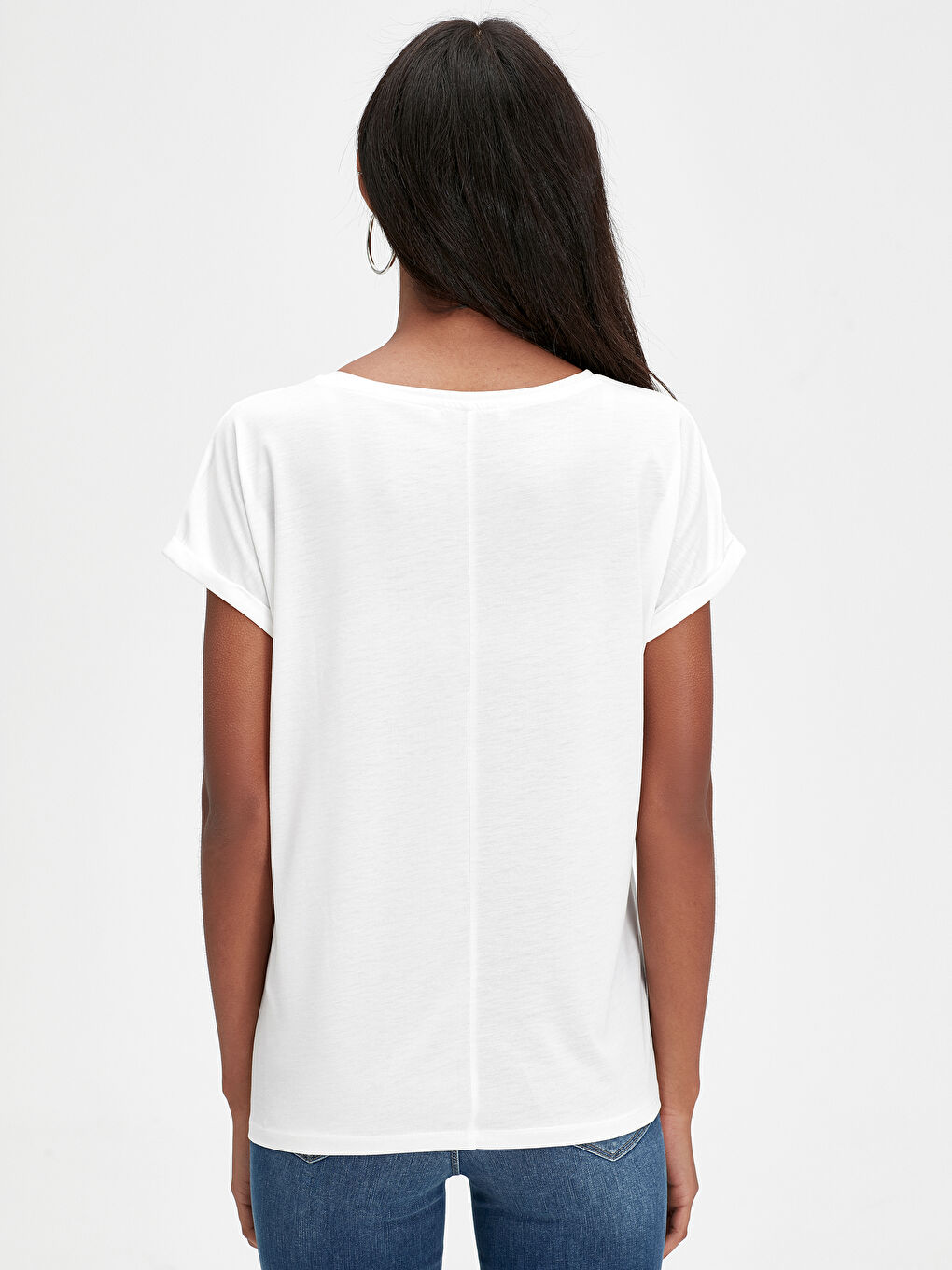 Ekru Bisiklet Yaka Kısa Kollu Kadın Tişört-2