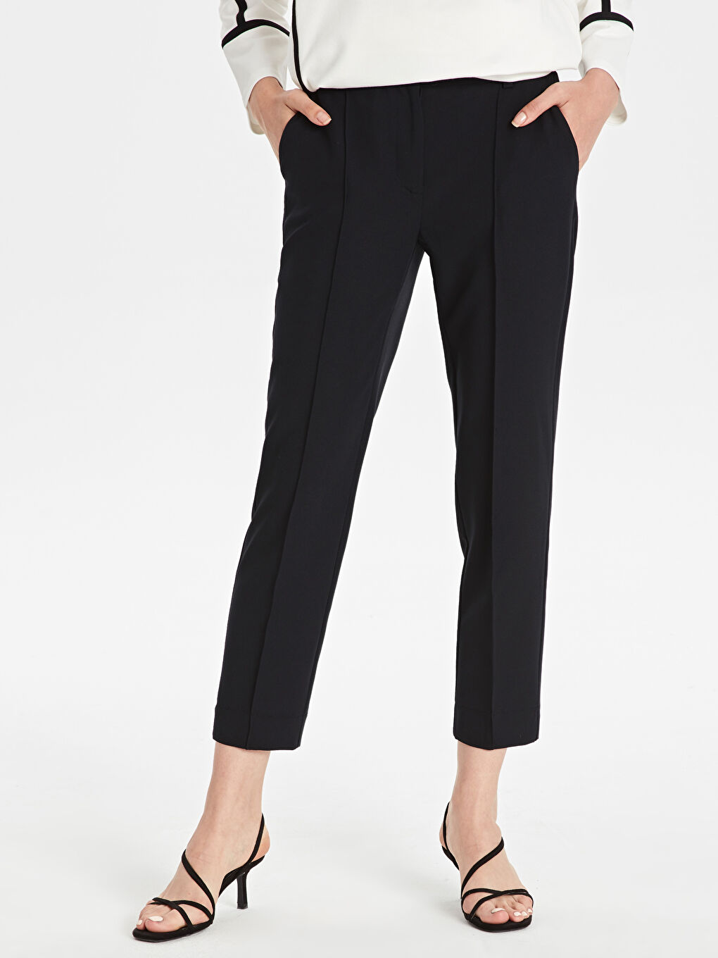 Yeni Siyah Pantolon-1