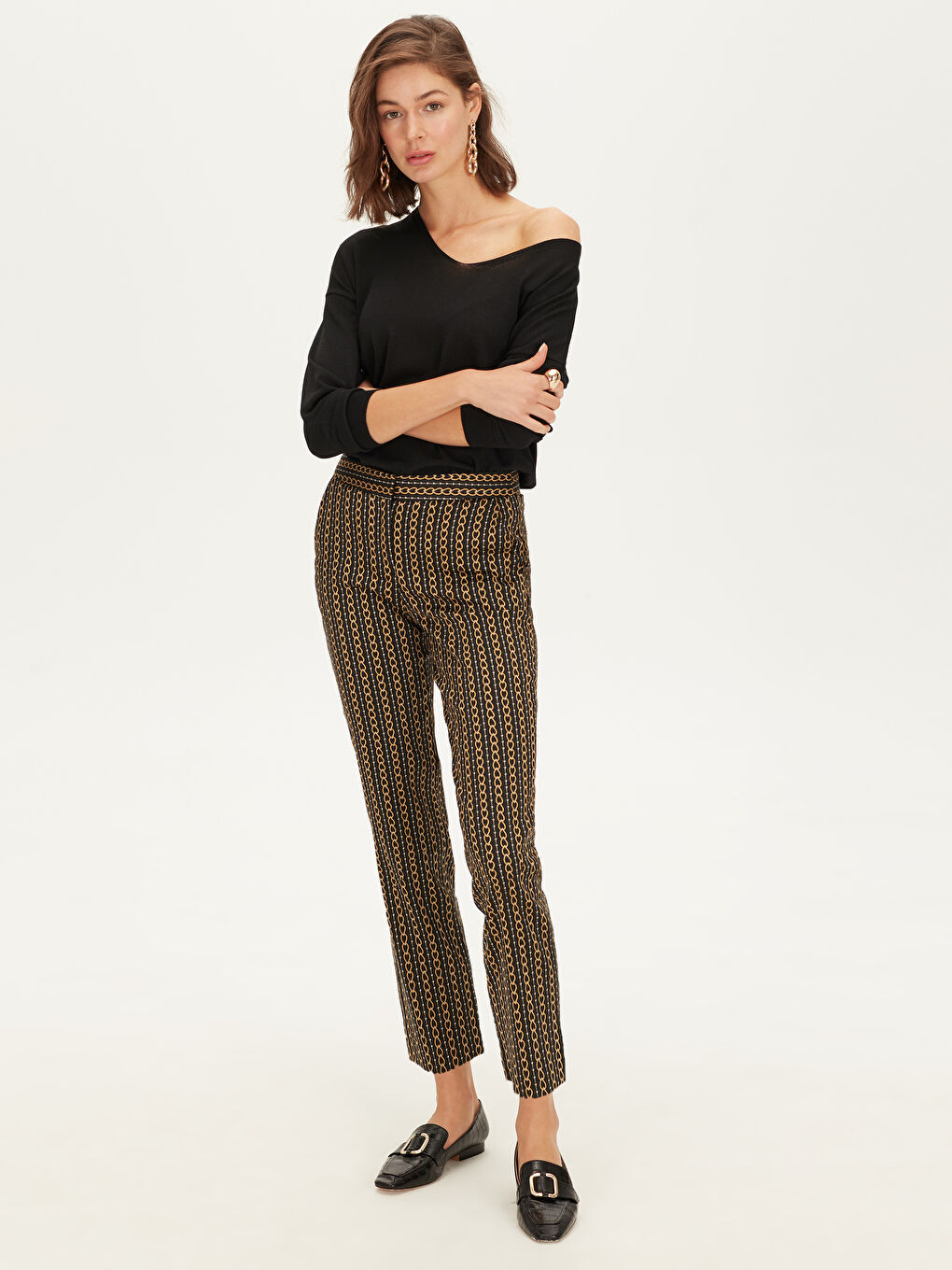 Siyah Dar Fit Saten Kadın Pantolon-1