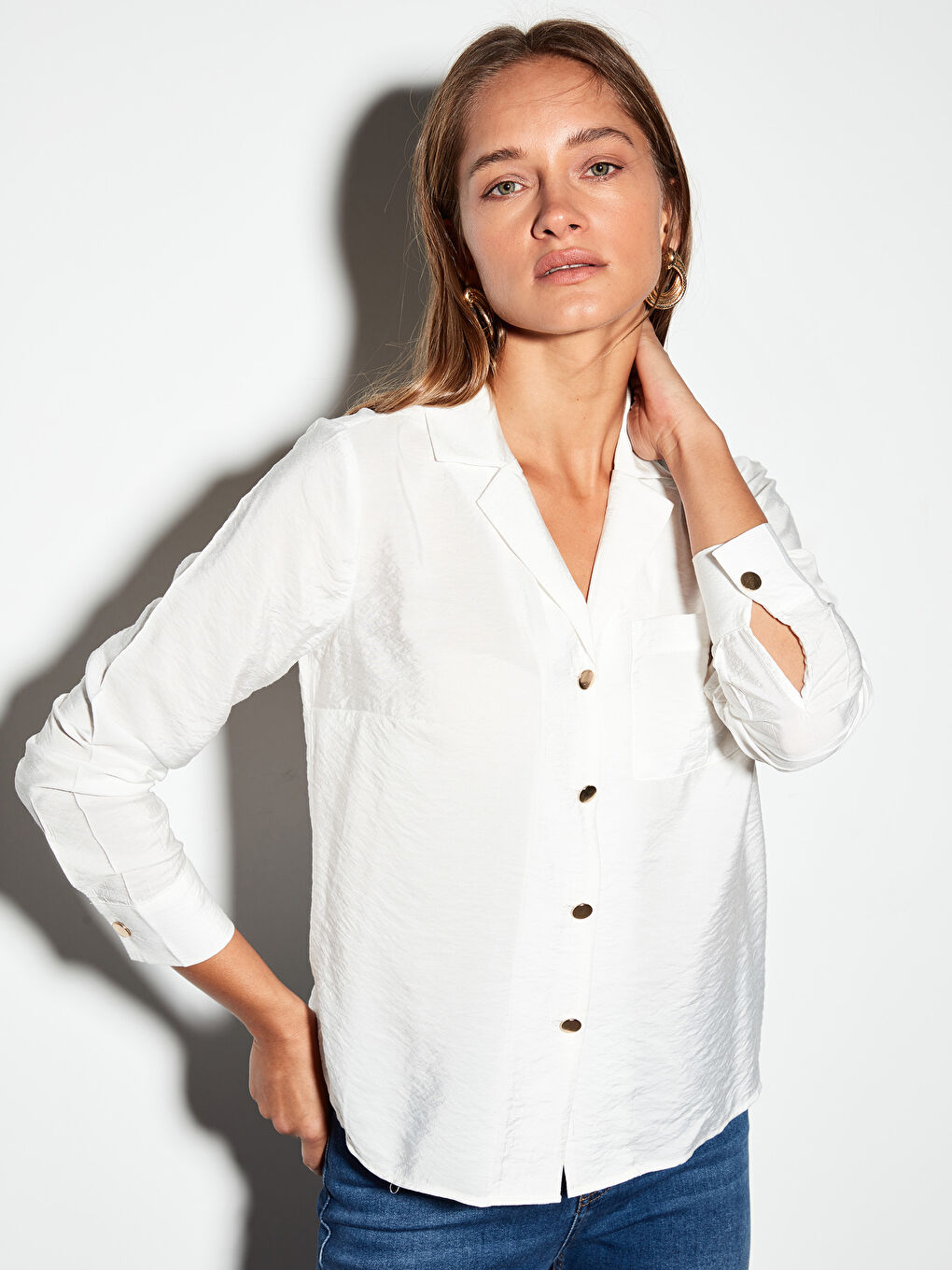 Kırık Beyaz Gömlek