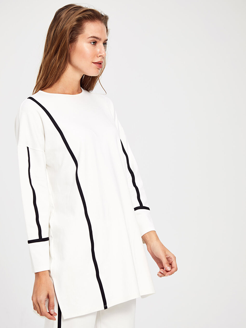 Ekru Bisiklet Yaka Oversize Kadın Tunik-2