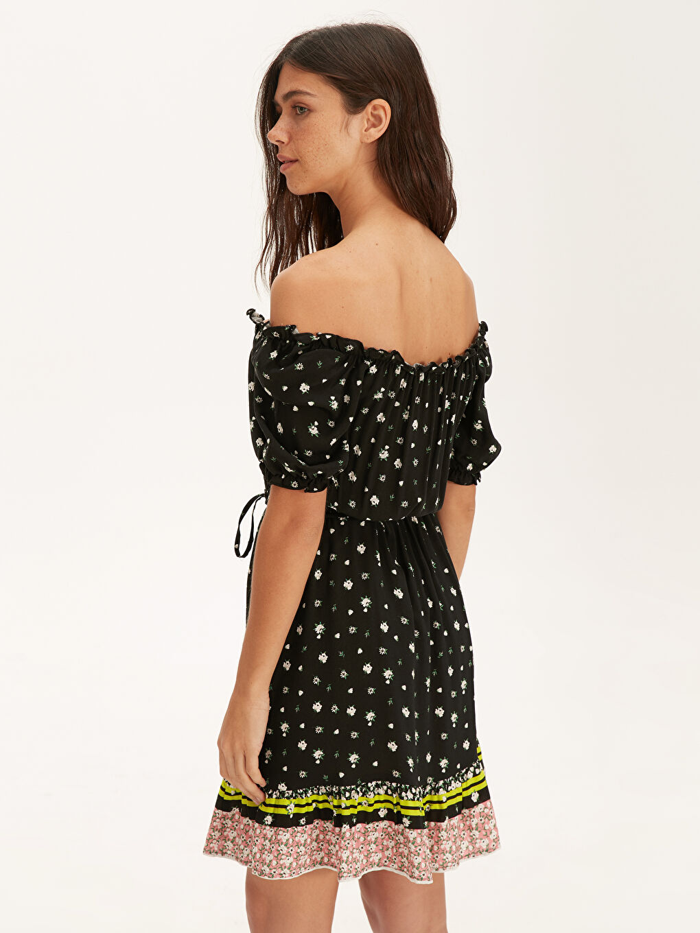 Siyah Kayık Yaka Desenli Kısa Kollu Kadın Elbise-2