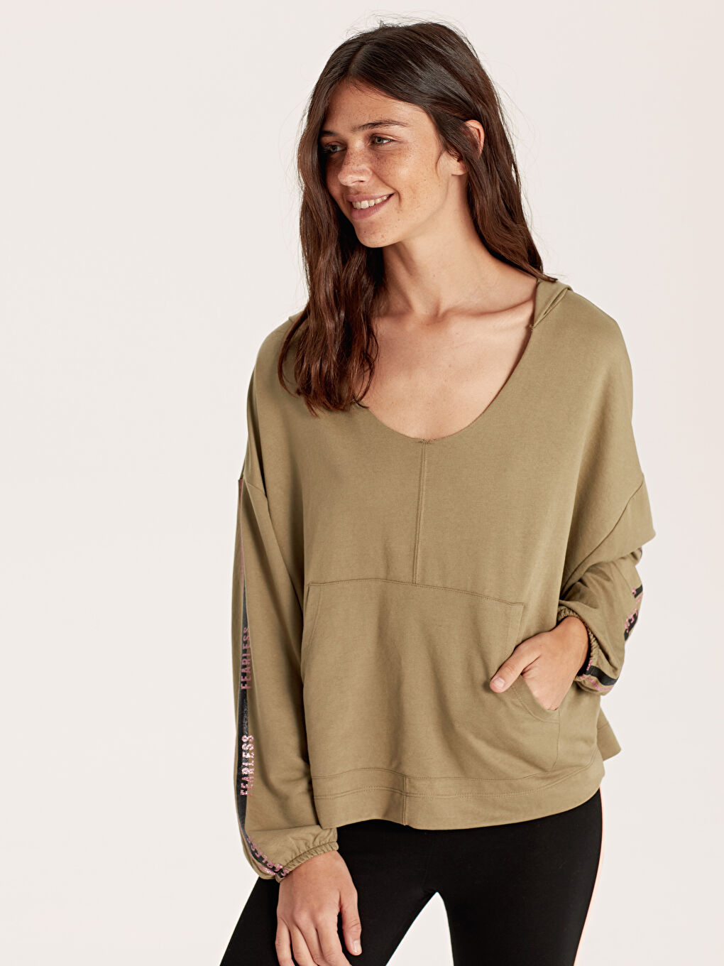 Sweat-Shirt à Capuche en Tissu pour Femmes