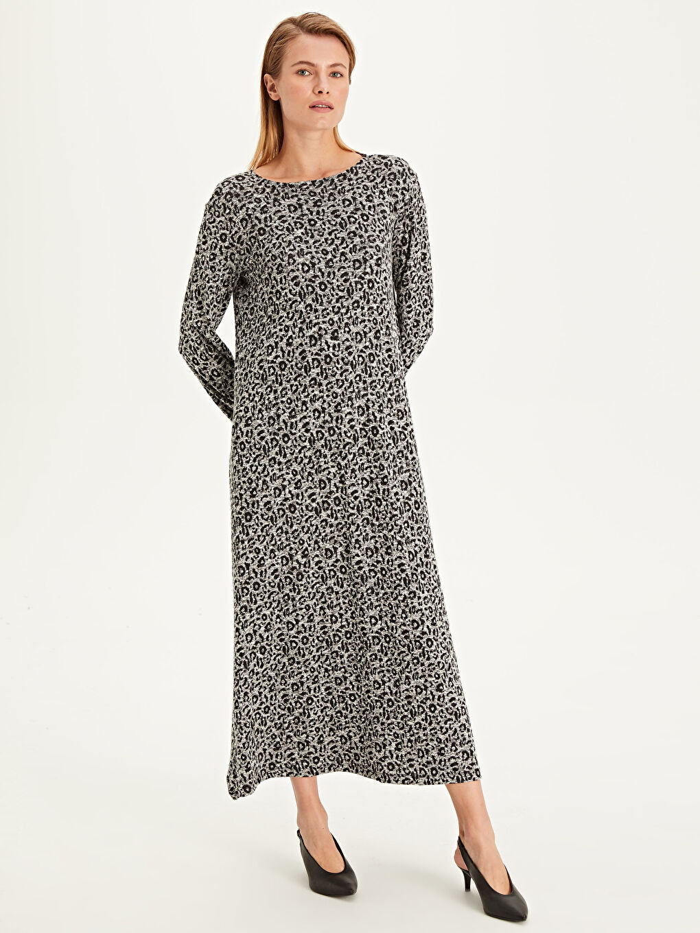 Siyah Standart Fit Uzun Kollu Kadın Elbise