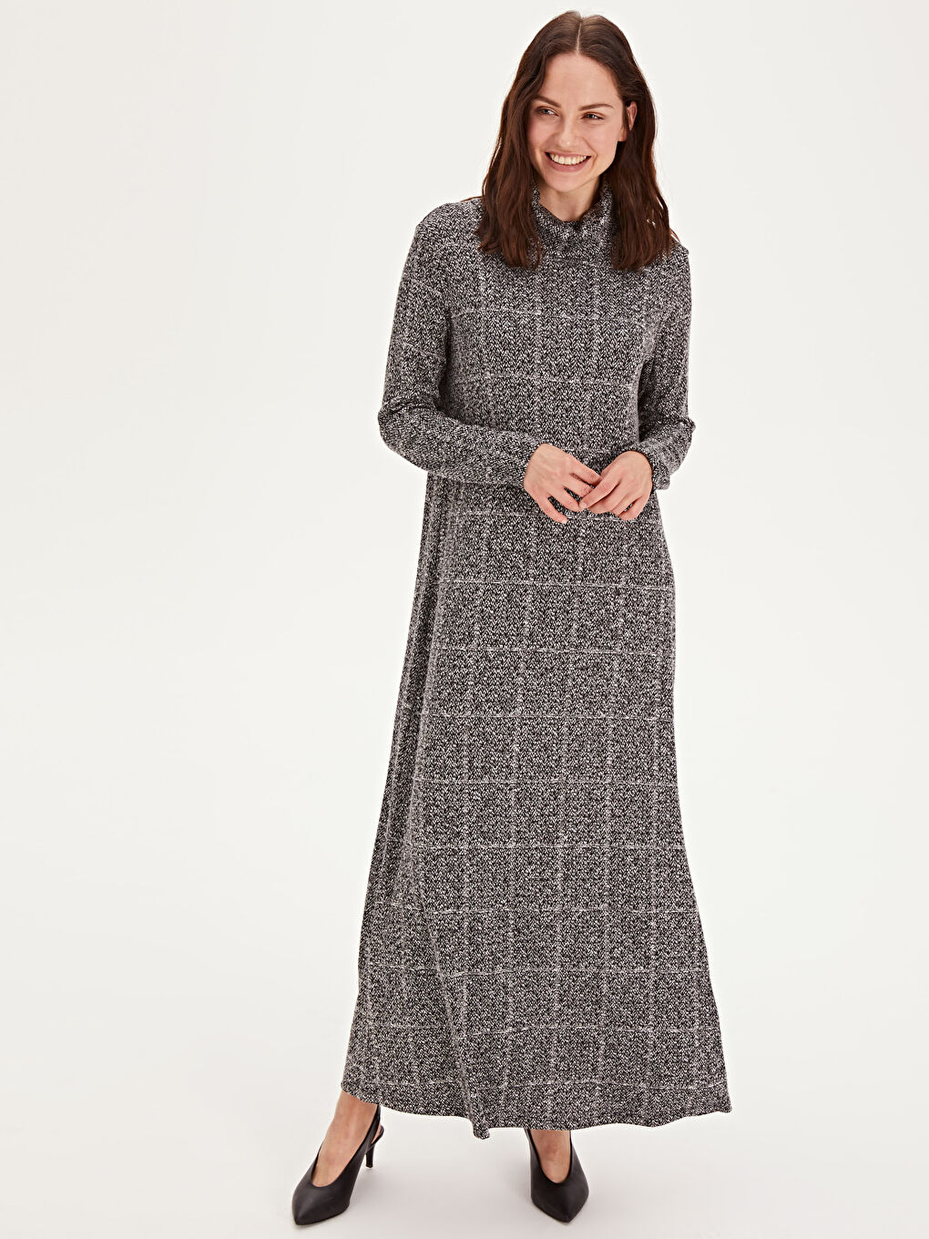 Ekru Standart Fit Uzun Kollu Penye Kadın Elbise