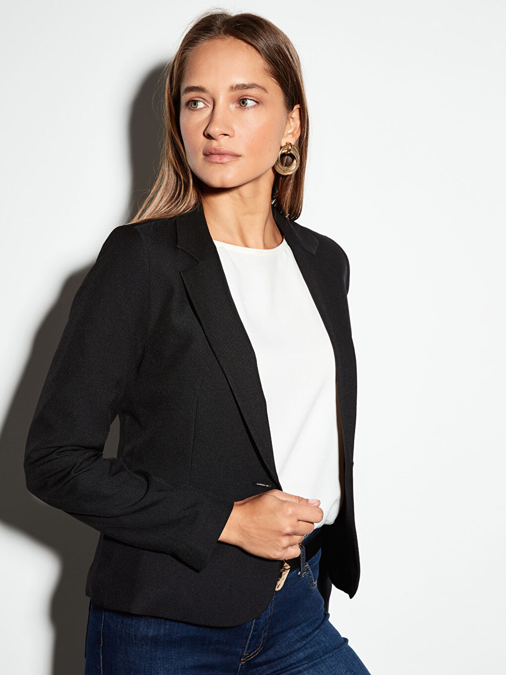 Siyah Dar Fit Uzun Kollu Kadın Ceket