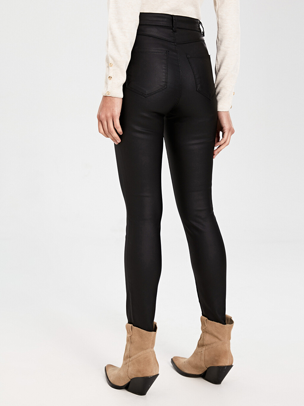 Woman Black Trousers-3
