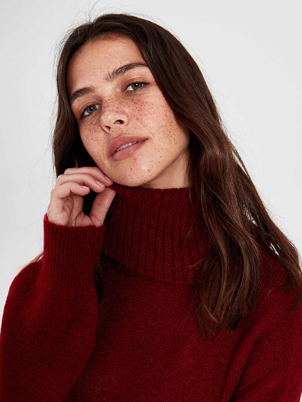 Kırmızı Balıkçı Yaka İnce Triko Kazak-1