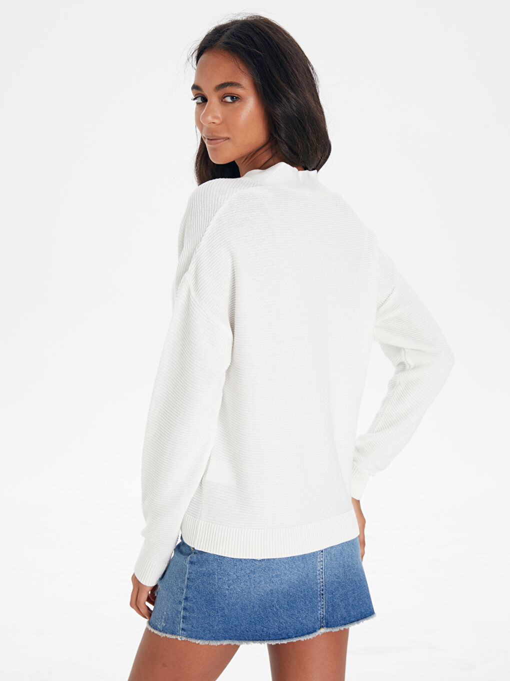 Ekru V Yaka Uzun Kollu Kadın Hırka-2