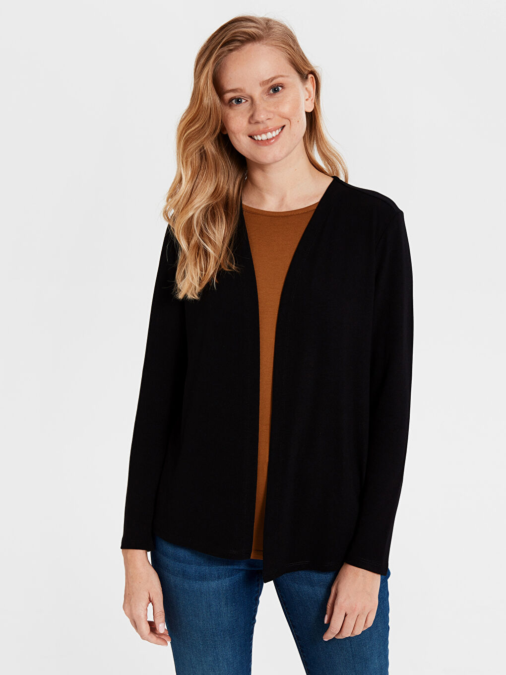 Жінка ЧОРНИЙ Футболка-1