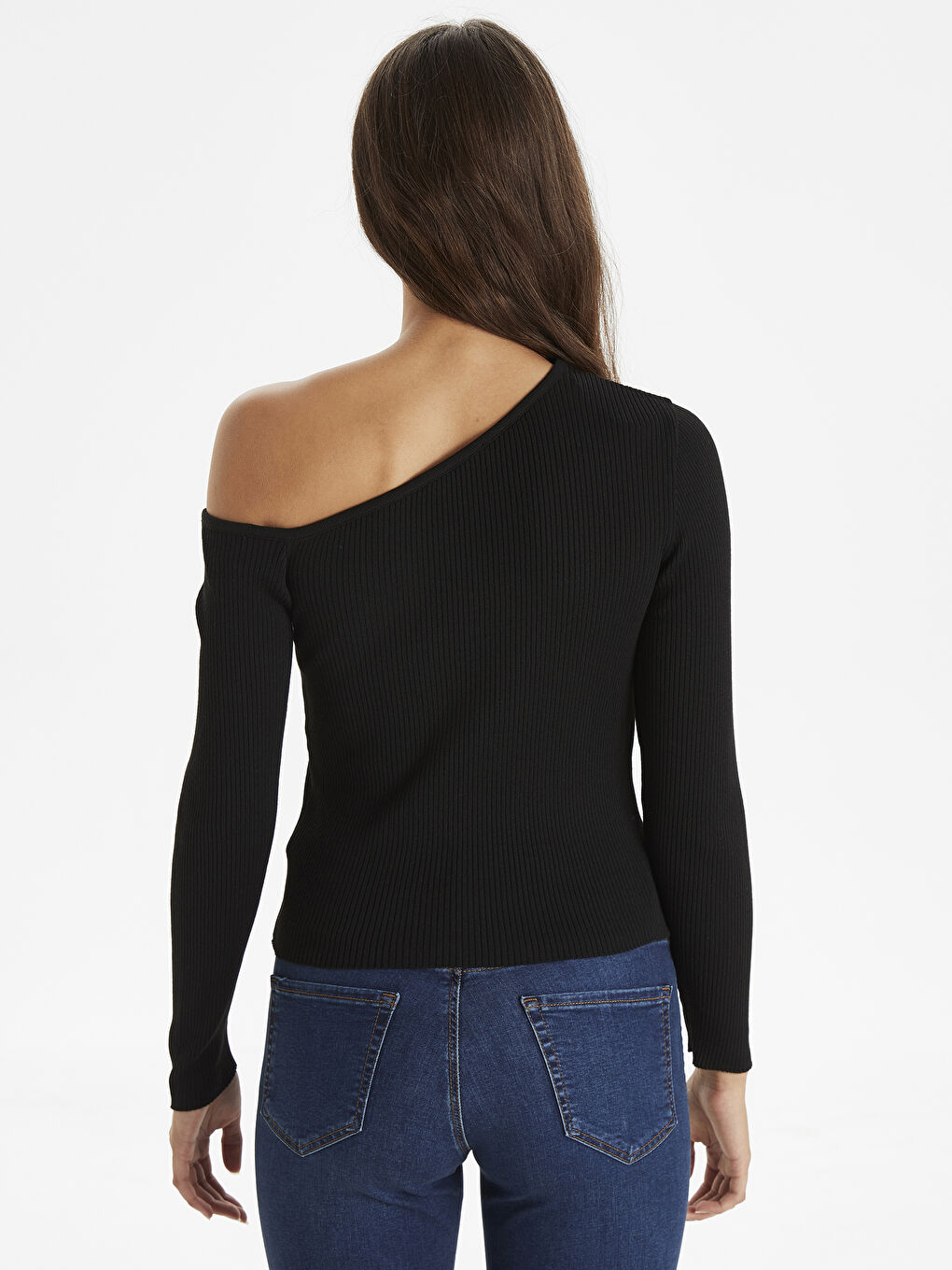Siyah Kayık Yaka Düz Düşük Omuzlu Kadın Triko Kazak-2