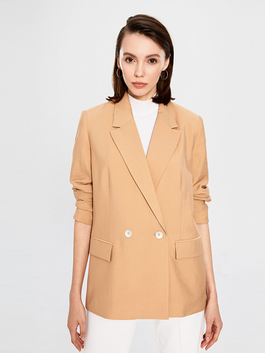 Bej Standart Fit Uzun Kollu Kadın Ceket-2