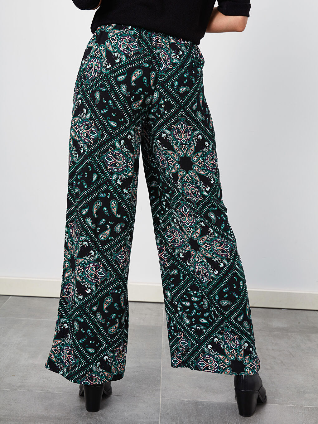 Yeşil Rahat Kalıp Gabardin Kadın Pantolon-2