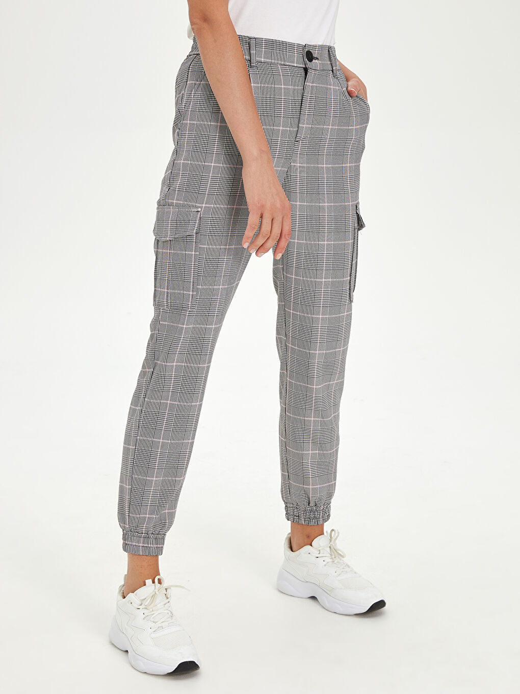 Woman PINK Cargo Trousers-2