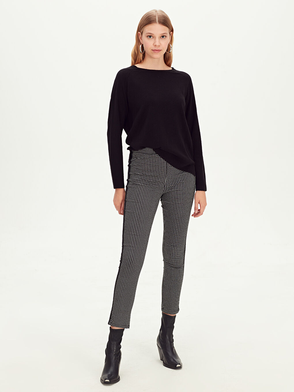 Siyah Standart Fit Gabardin Kadın Pantolon-2