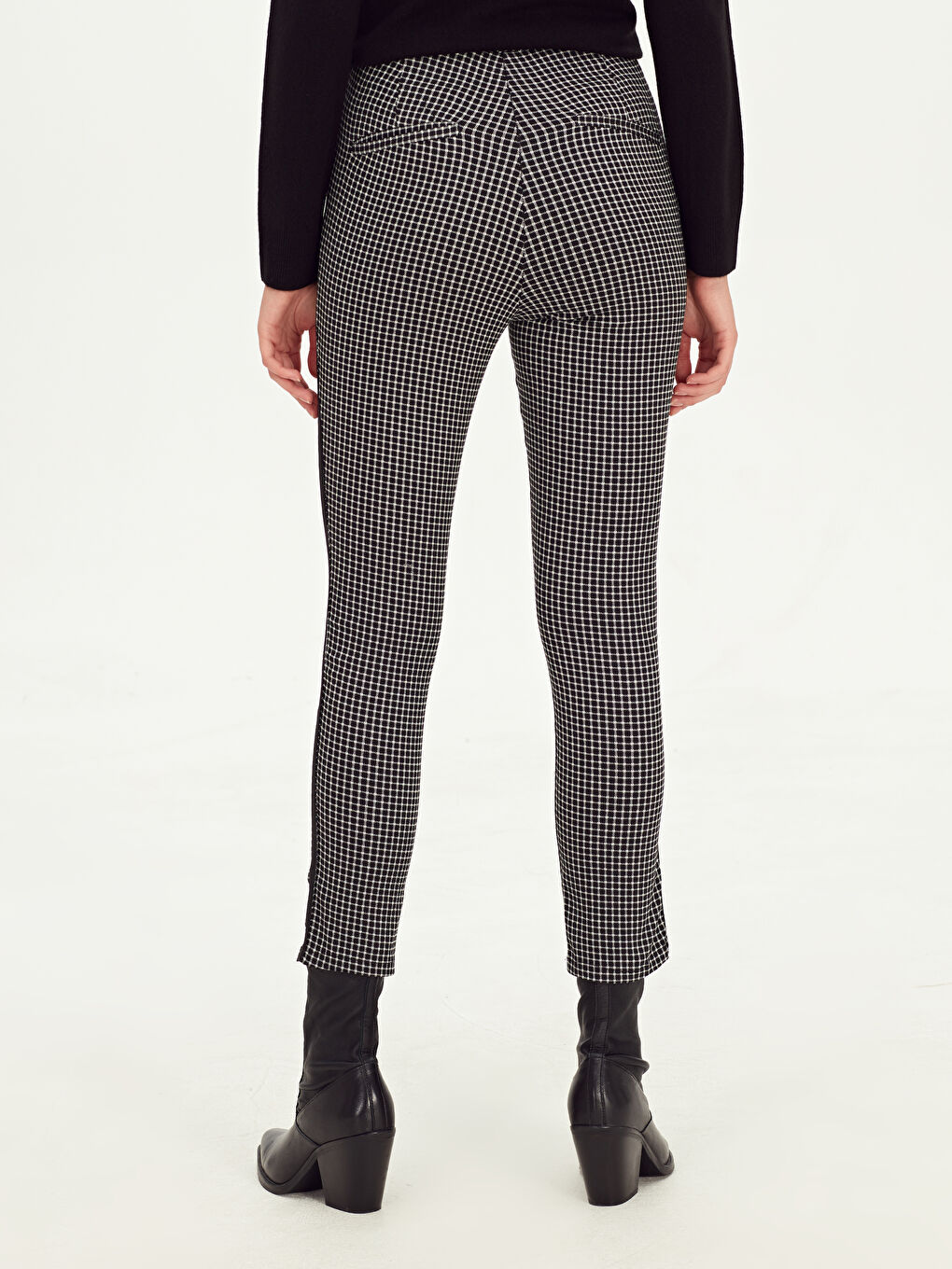 Siyah Standart Fit Gabardin Kadın Pantolon-4