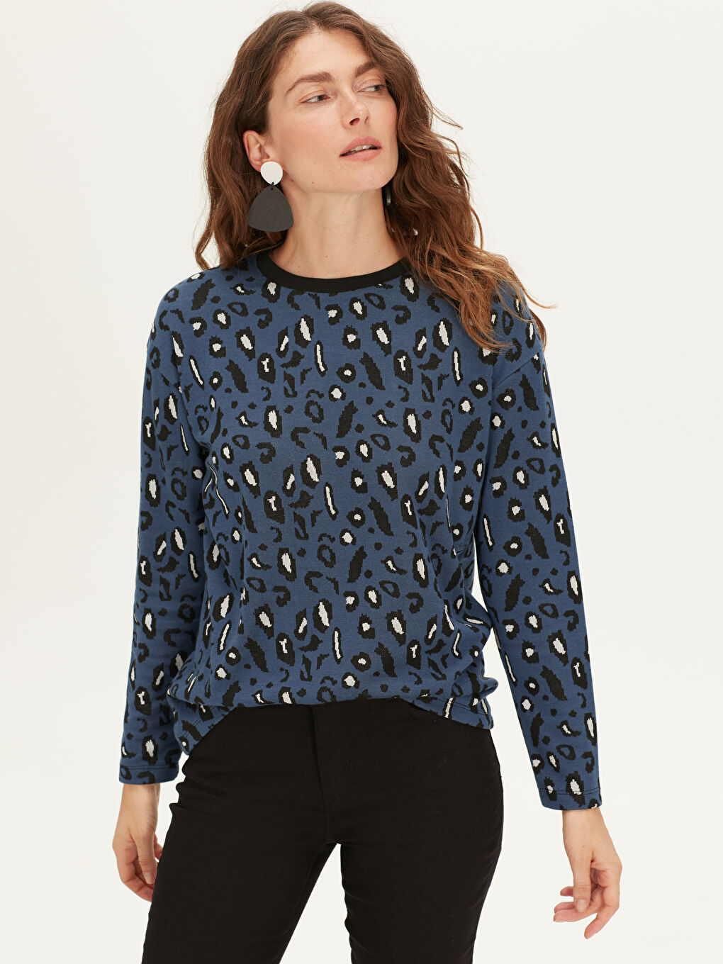 Mavi Bisiklet Yaka Desenli Uzun Kollu Kadın Tişört-1