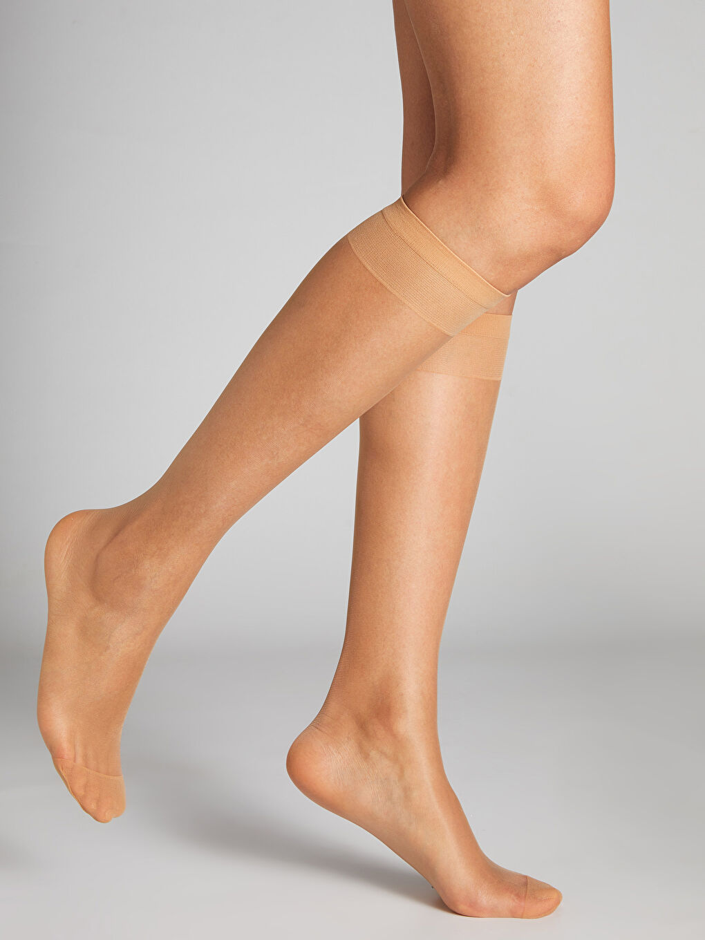 جوارب الركبة للسيدات-1