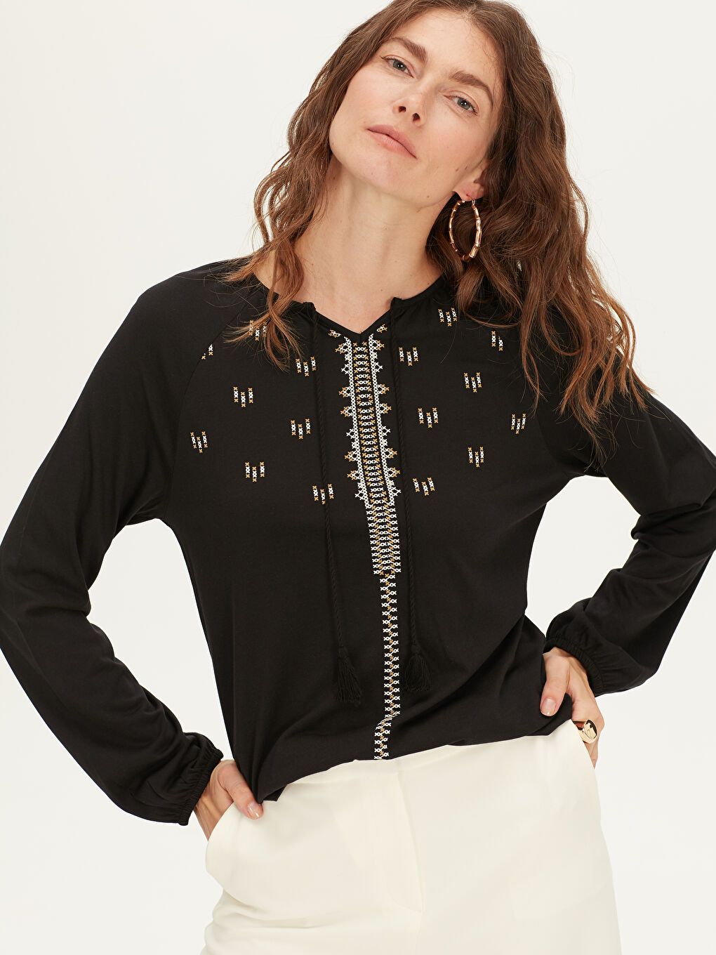 Woman BLACK T-Shirt-1