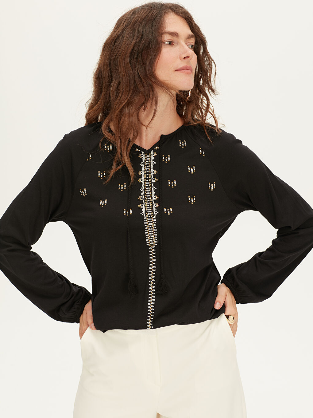 Woman BLACK T-Shirt-2