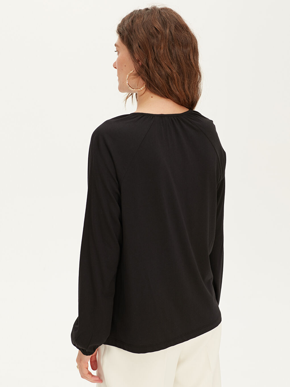 Woman BLACK T-Shirt-3