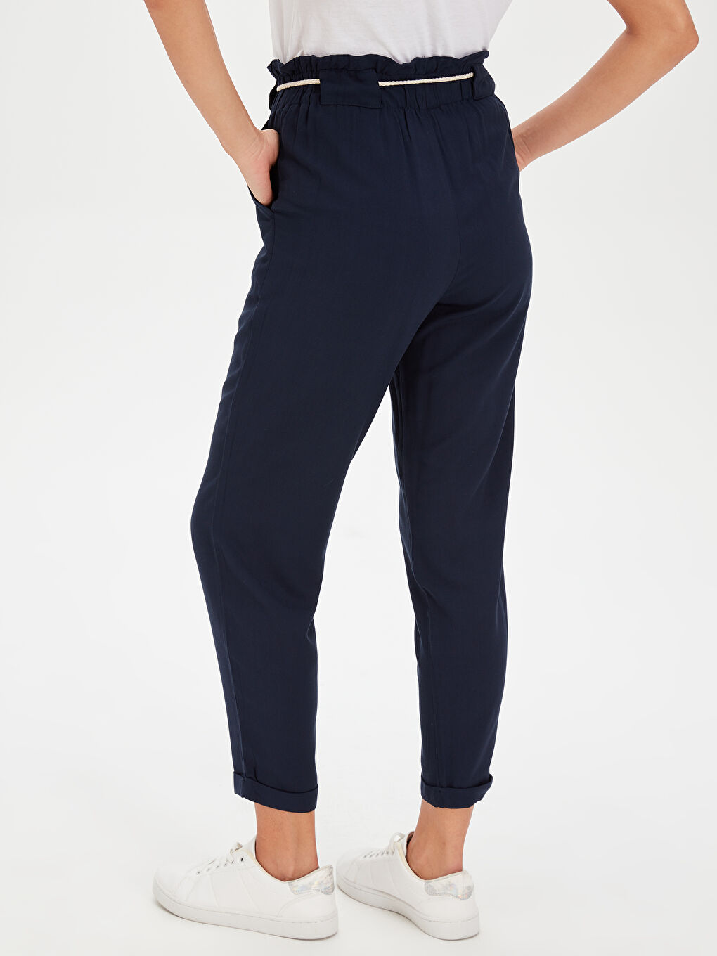 Брюки-морковки женские на эластичной талии-2