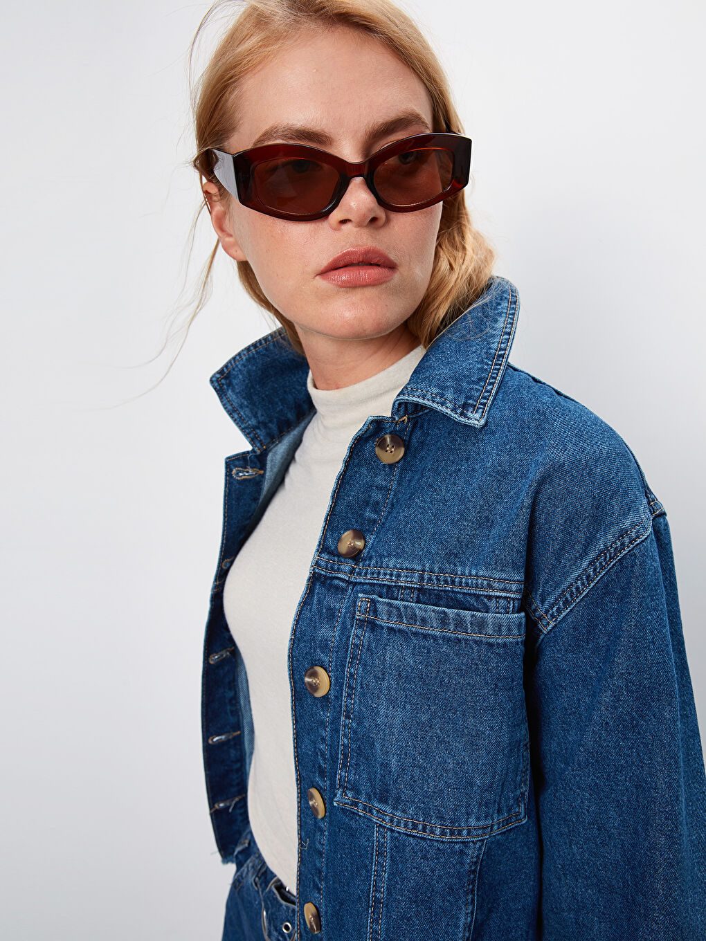 İndigo Gömlek Yaka Cep Detaylı Uzun Kollu Kadın Jean Ceket-2