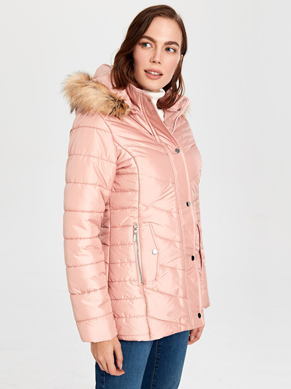 Женский пуховик с капюшоном и длинным рукавом-2