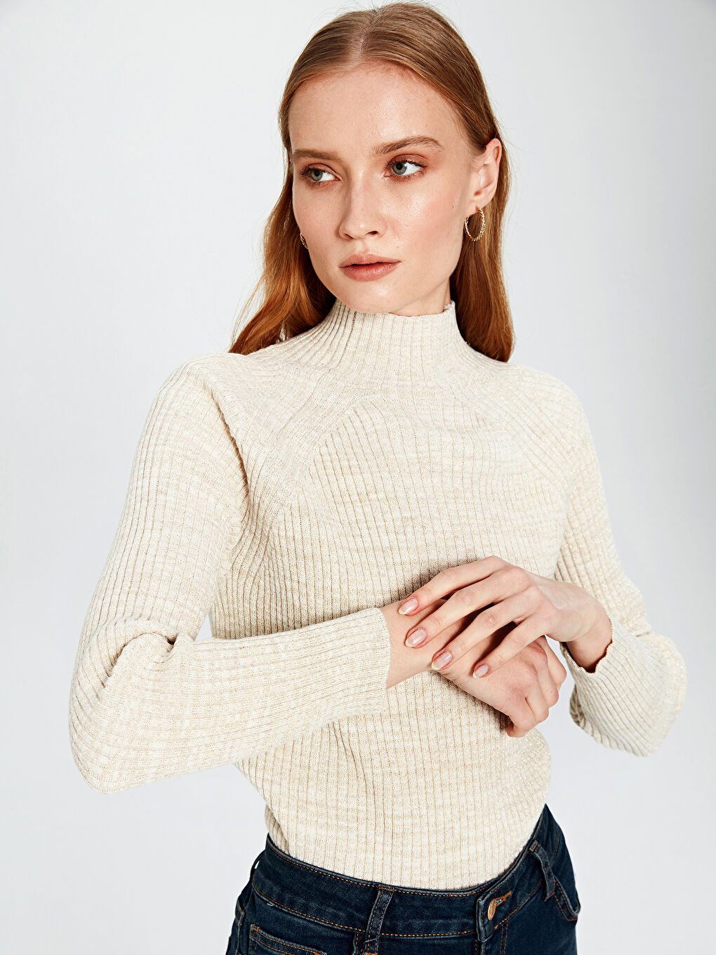 Ekru Yarım Balıkçı Yaka Kadın Kazak-1