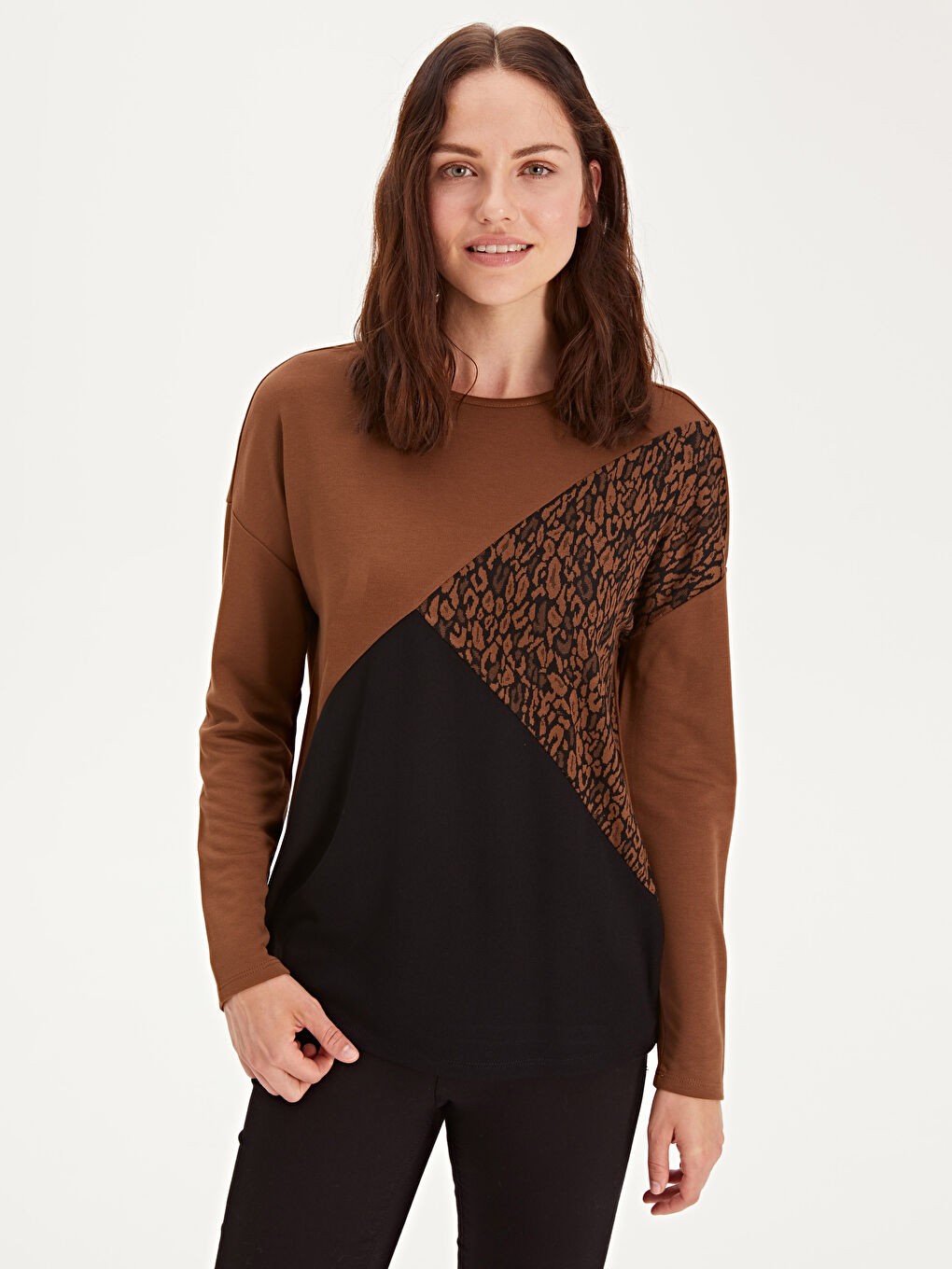 Kahverengi Bisiklet Yaka Uzun Kollu Kadın Tişört