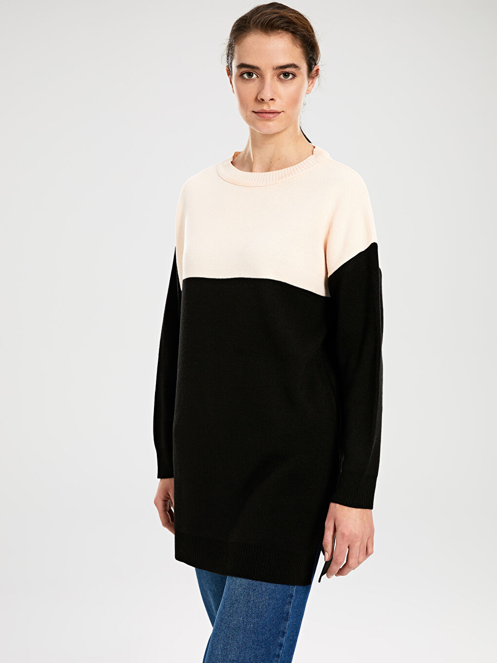 Siyah Bisiklet Yaka Renk Bloklu Kadın Tunik-1