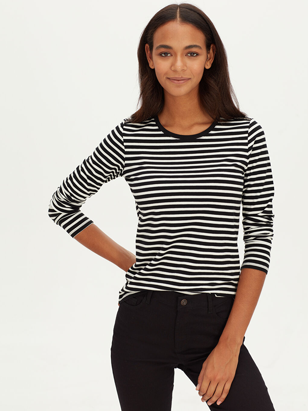 Siyah Çizgili Pamuklu Tişört-1