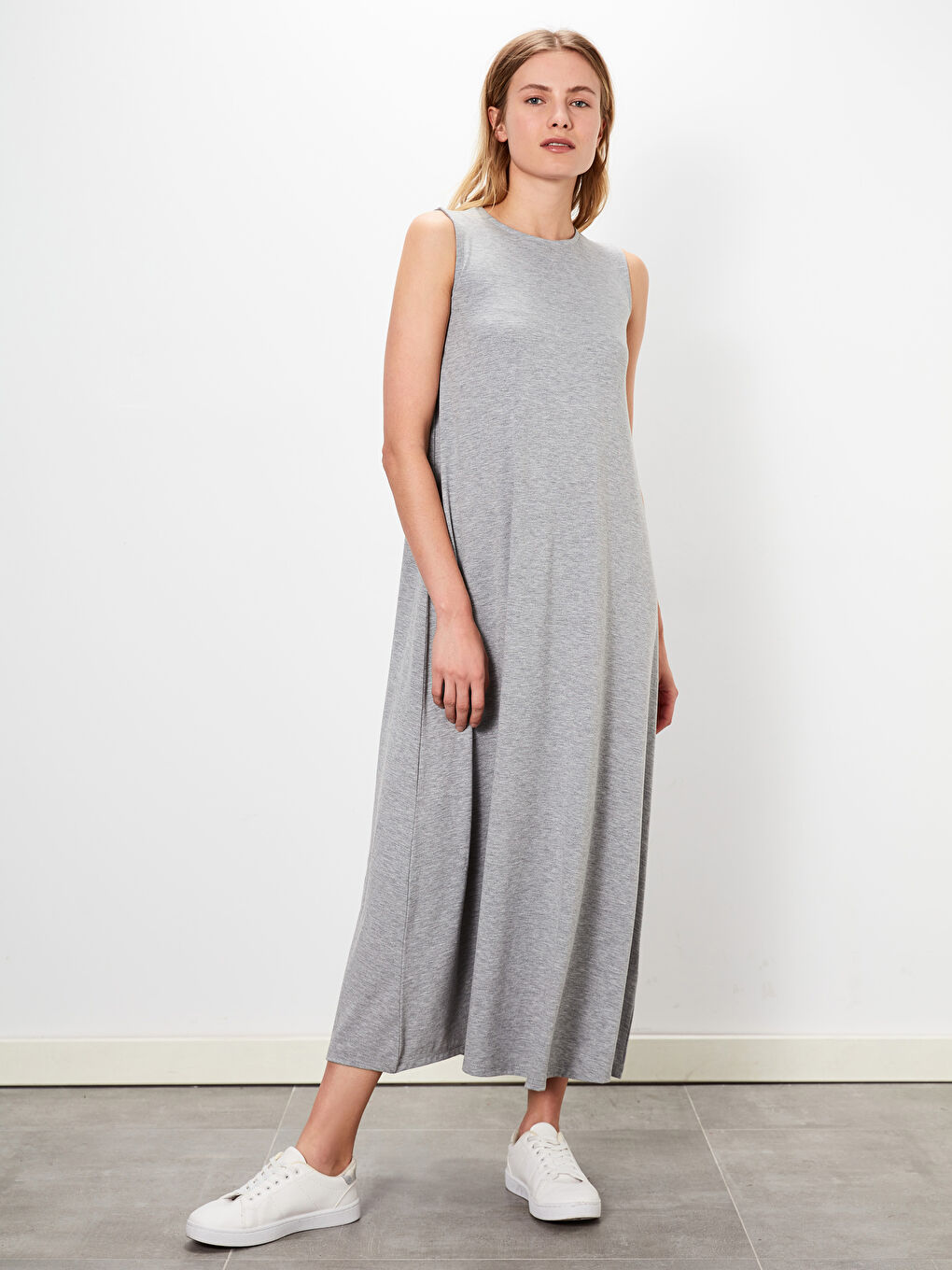 Robe GRIS Femme-1