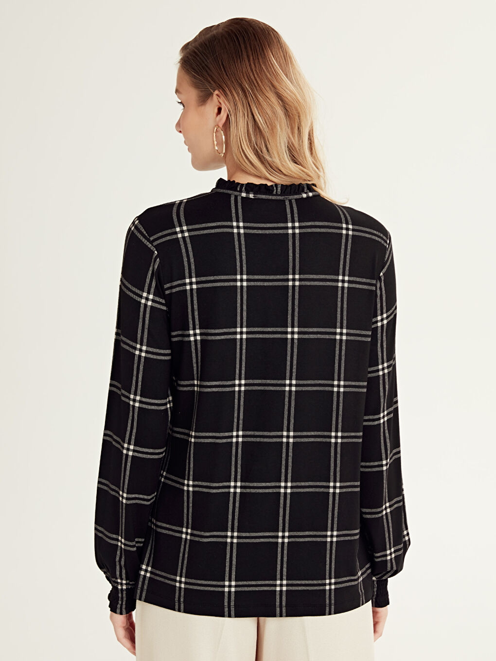 Siyah Baskılı Tişört-3