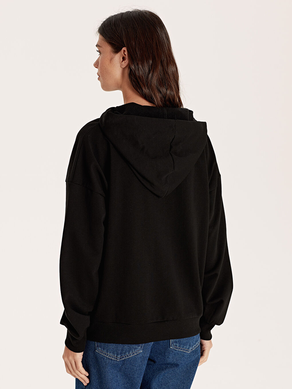 Siyah Kapüşonlu Sweatshirt Kumaşı Kadın Sweatshirt-3