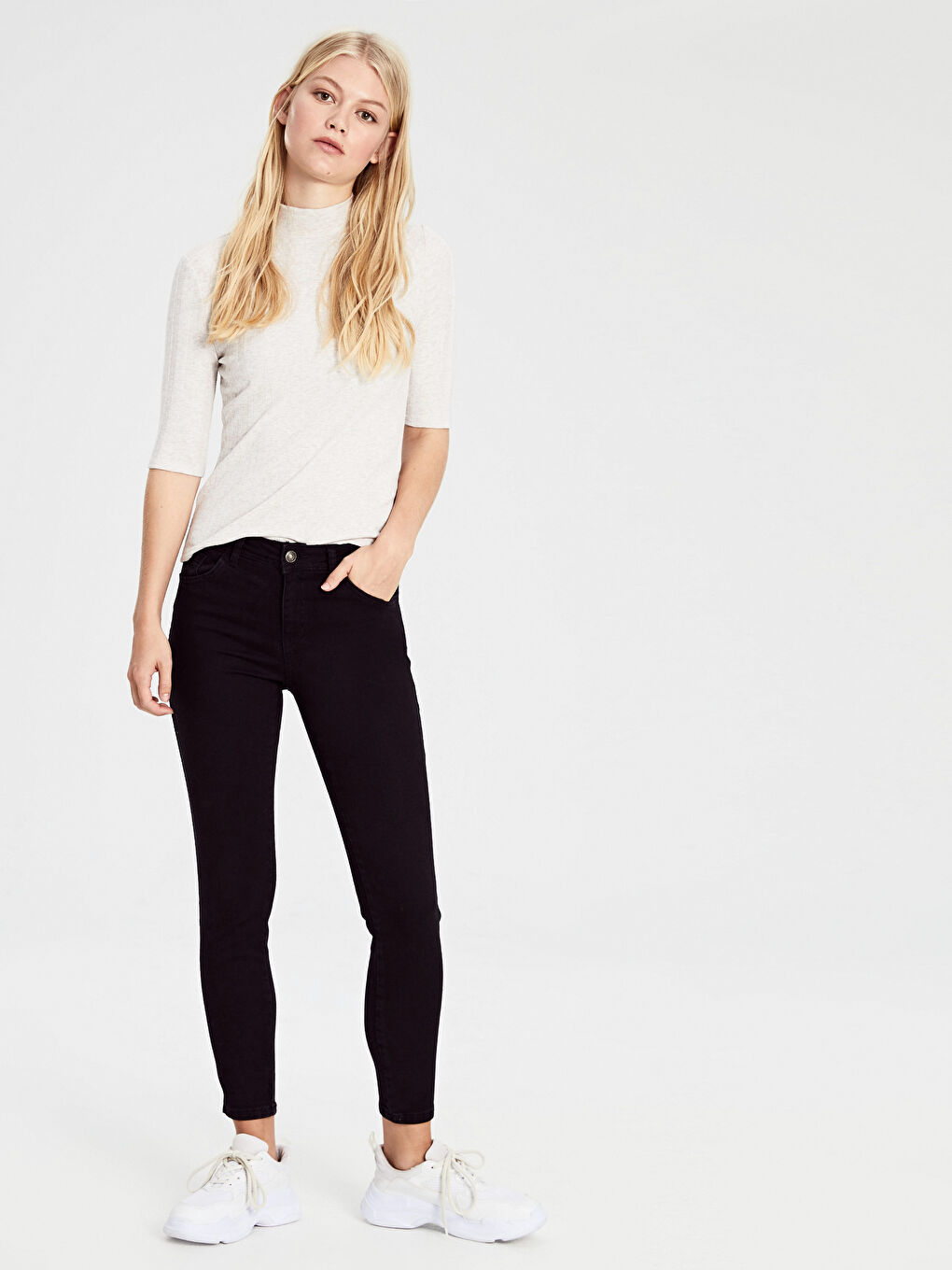 Джинсы скинни для женщин-1