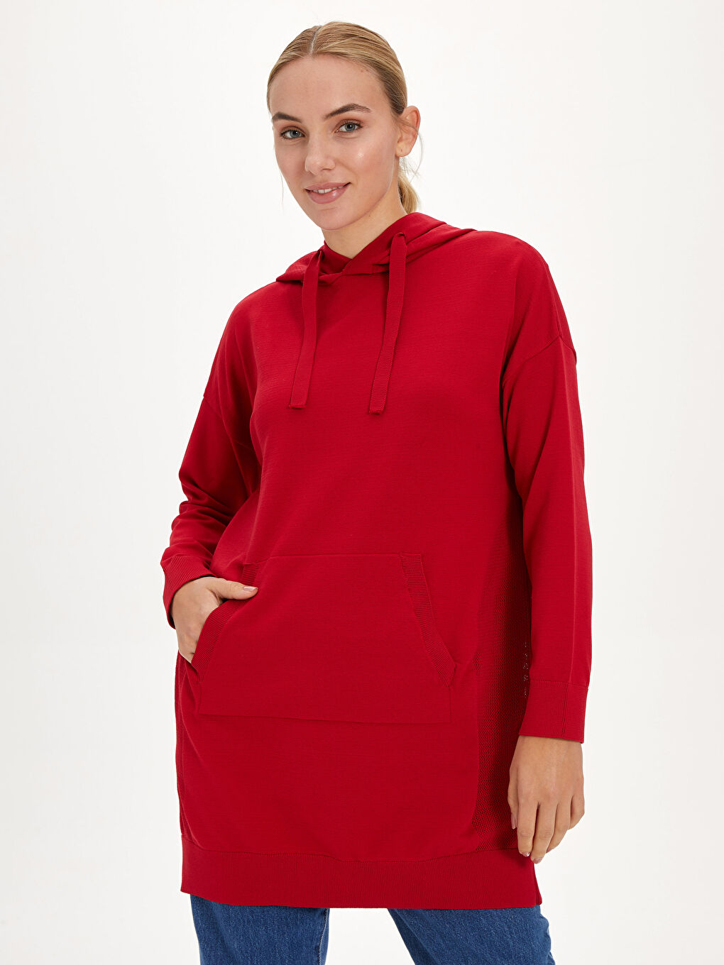 Kırmızı Kapüşonlu Kadın Tunik
