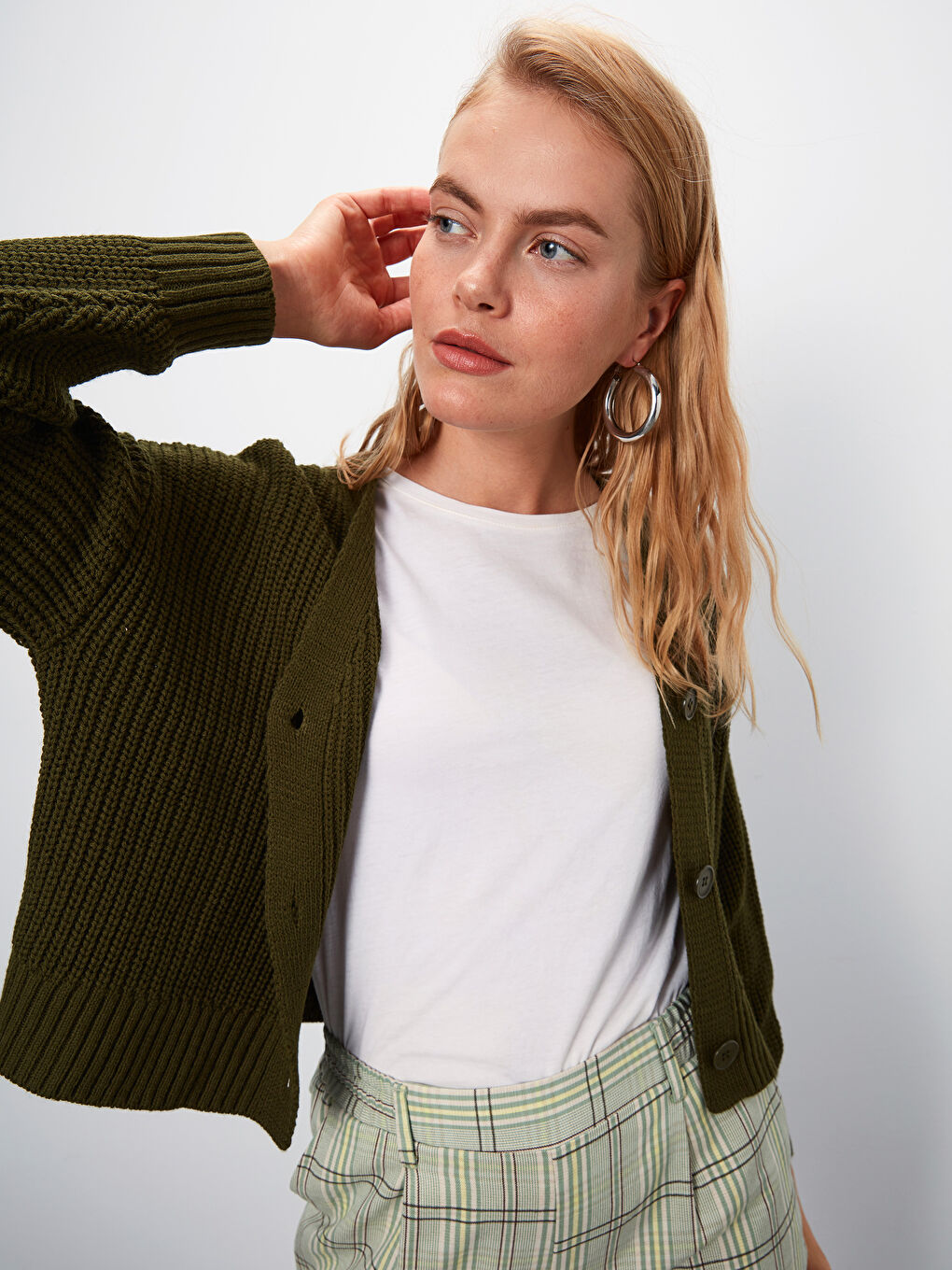 Haki Düğmeli Triko Uzun Kollu Kadın Hırka-2