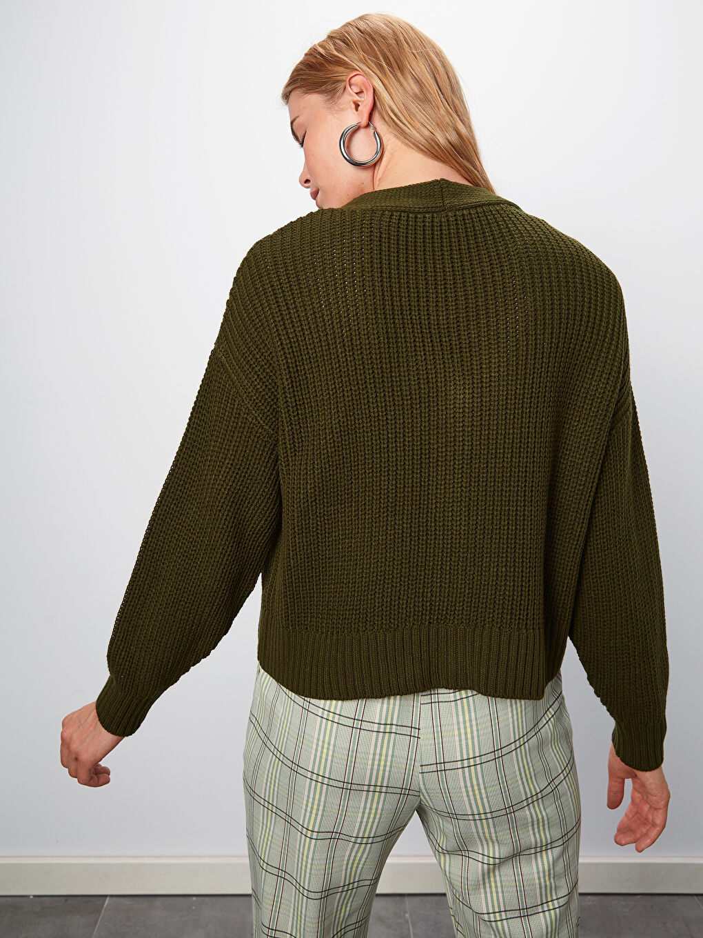 Haki Düğmeli Triko Uzun Kollu Kadın Hırka-3