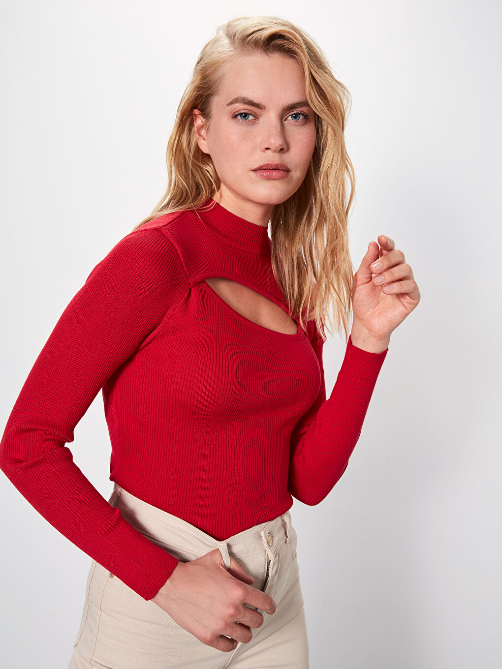 Kırmızı Yarım Balıkçı Yaka Uzun Kollu Kadın Kazak-1