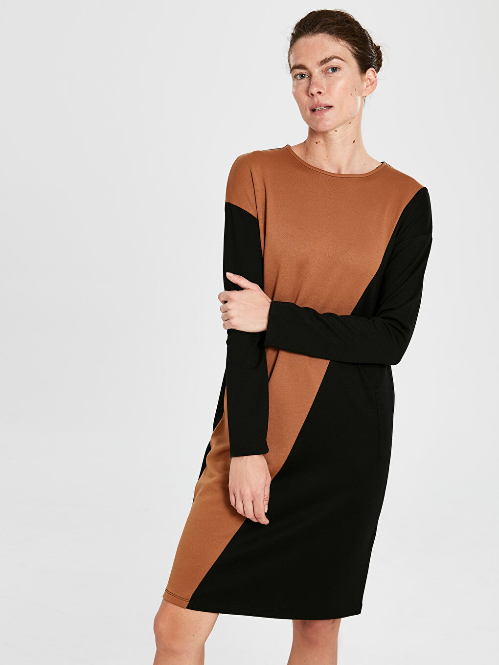 Straight Cut Long Sleeve Color Block Women's Dresses-1